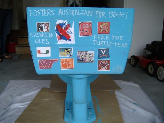 2006-0310 - ACCtoilet03.jpg